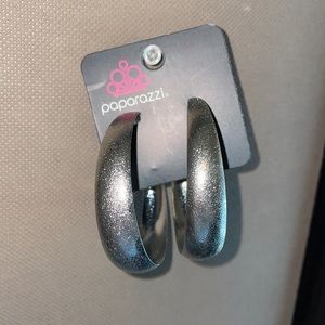 Paparazzi textured silver hoops